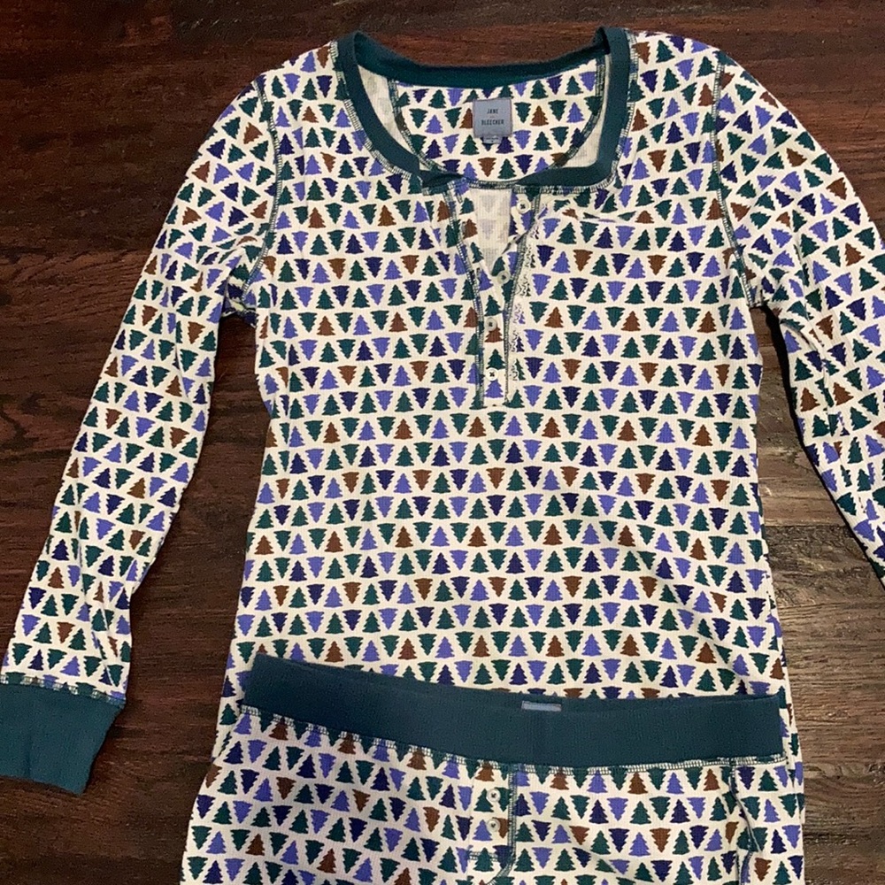 NWOT Jane and Bleecker Waffle Christmas Tree Pajama Set Medium